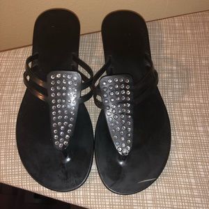 Women’s black sandal